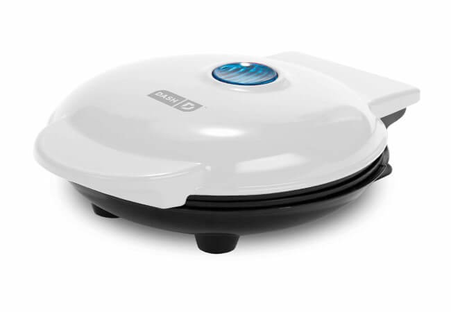 Dash-DMS001WH-Mini-Maker-Electric-Round-Griddle-for-Individual-Pancakes-Cookies-Eggs-other-on-the-go-Breakfast-Lunch-Snacks